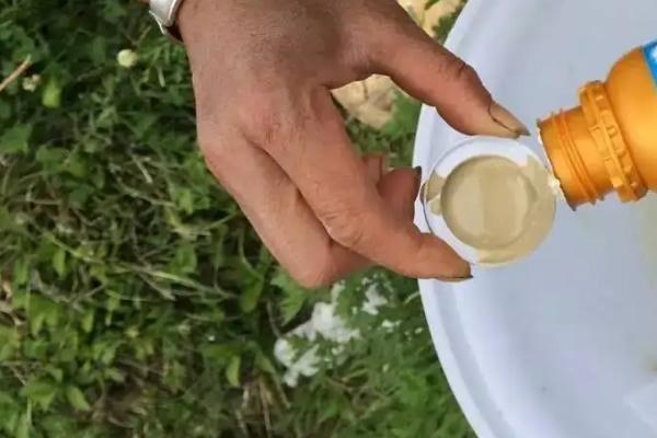代森锰锌兑水比例